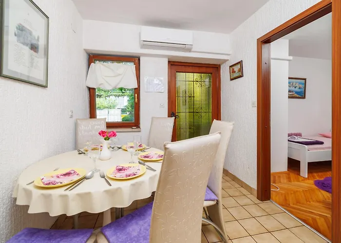 Divano Apartmán Selce