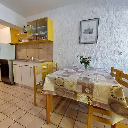 Apartment Divano